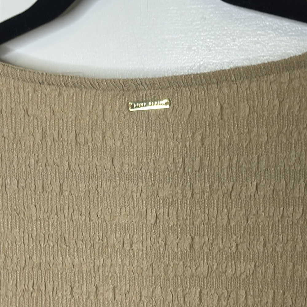 Anne Klein Beige Textured Short Sleeve Top - Picture 8 of 9